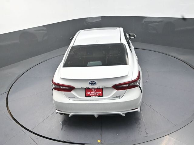 2021 Toyota Camry Hybrid XSE