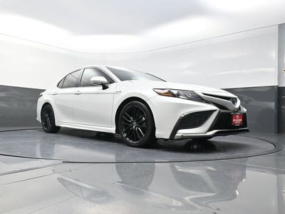 2021 Toyota Camry Hybrid XSE