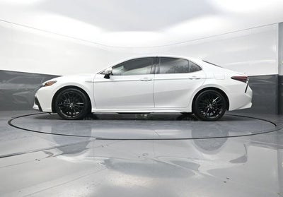 2021 Toyota Camry Hybrid XSE