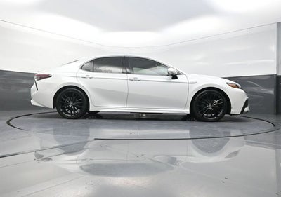 2021 Toyota Camry Hybrid XSE