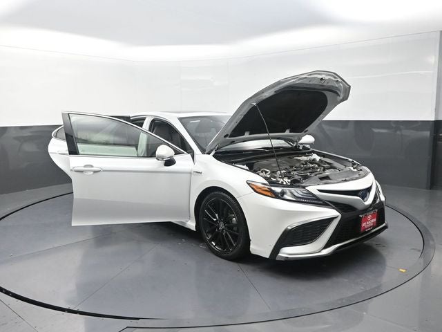2021 Toyota Camry Hybrid XSE