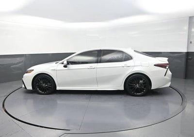 2021 Toyota Camry Hybrid XSE