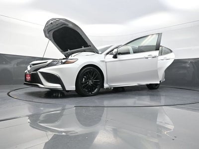 2021 Toyota Camry Hybrid XSE