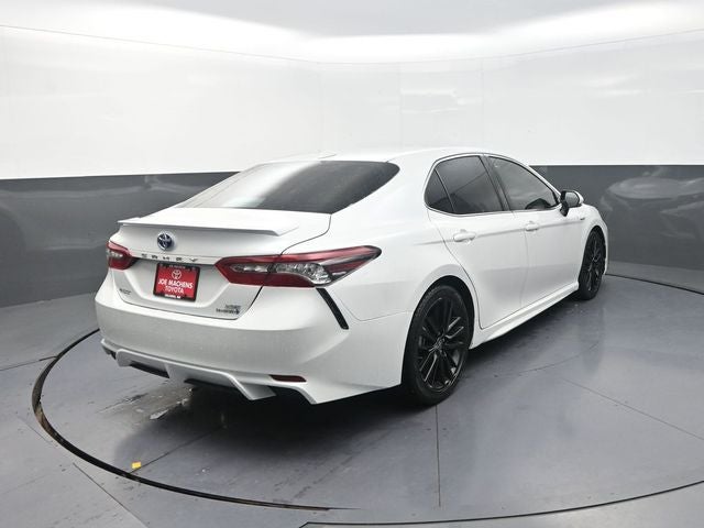 2021 Toyota Camry Hybrid XSE