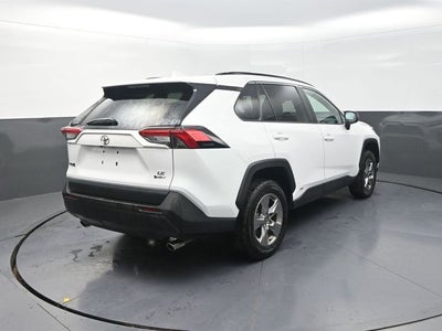 2025 Toyota RAV4 Hybrid LE