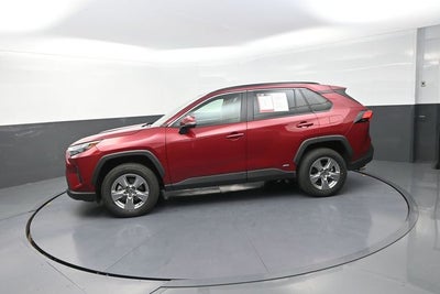 2025 Toyota RAV4 Hybrid XLE