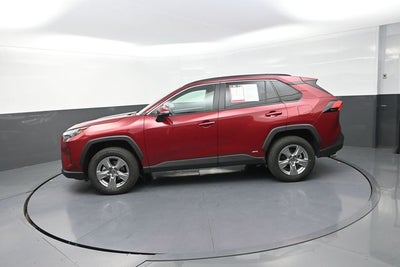 2025 Toyota RAV4 Hybrid XLE