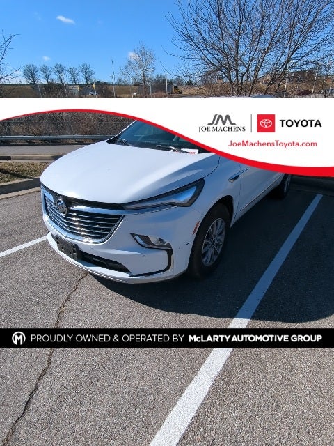 2022 Buick Enclave Essence