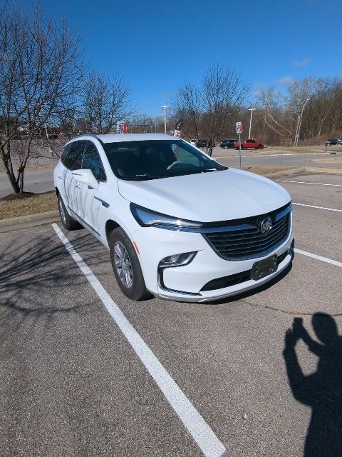 2022 Buick Enclave Essence