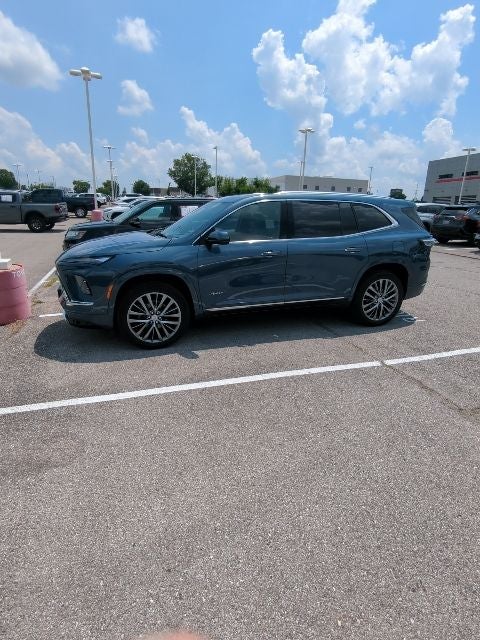 2025 Buick Enclave Avenir