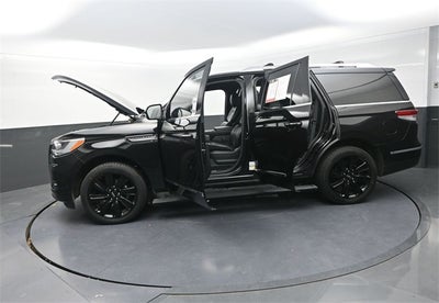 2023 Lincoln Navigator Reserve