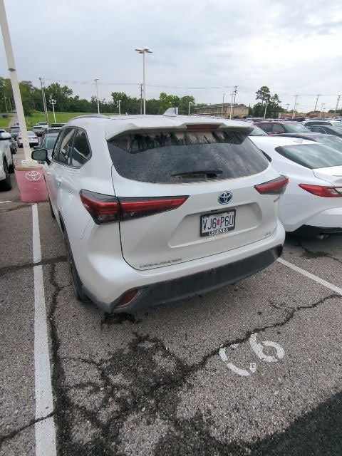 2023 Toyota Highlander Hybrid Bronze Edition