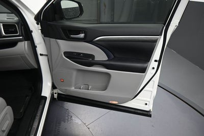 2019 Toyota Highlander Hybrid Limited Platinum