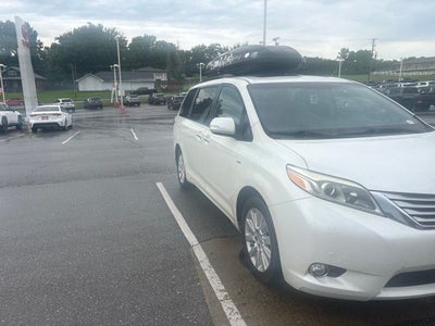 2016 Toyota Sienna Limited 7 Passenger