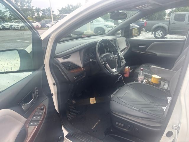2016 Toyota Sienna Limited 7 Passenger