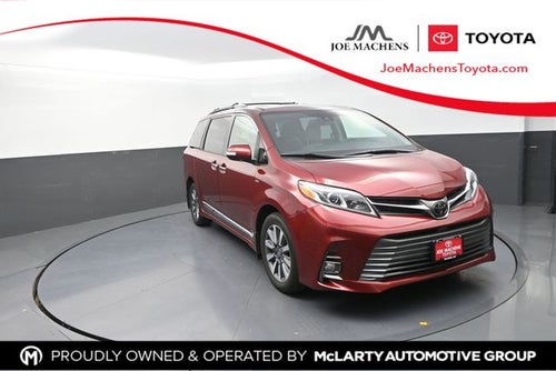 2020 Toyota Sienna Limited 7 Passenger