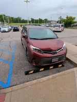 2020 Toyota Sienna Limited 7 Passenger
