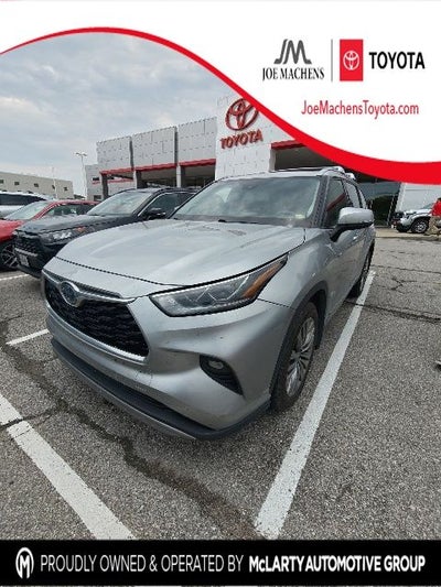 2021 Toyota Highlander Hybrid Platinum