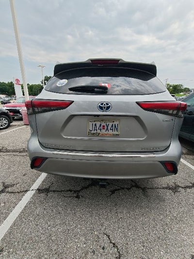 2021 Toyota Highlander Hybrid Platinum