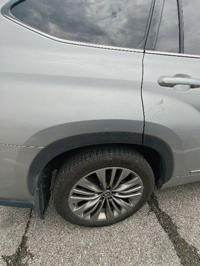 2021 Toyota Highlander Hybrid Platinum