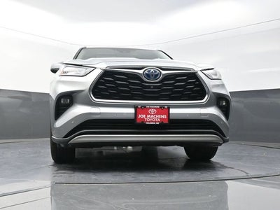 2021 Toyota Highlander Hybrid Platinum