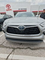 2021 Toyota Highlander Hybrid Platinum