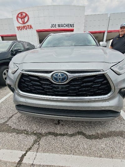 2021 Toyota Highlander Hybrid Platinum