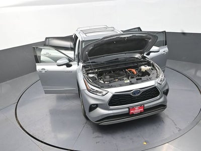 2021 Toyota Highlander Hybrid Platinum