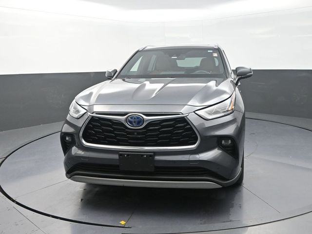 2020 Toyota Highlander Hybrid Platinum
