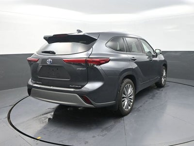 2020 Toyota Highlander Hybrid Platinum