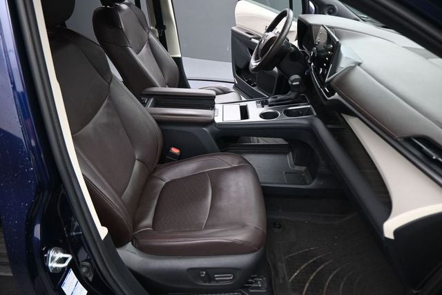 2022 Toyota Sienna Platinum 7 Passenger