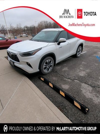 2021 Toyota Highlander Hybrid XLE