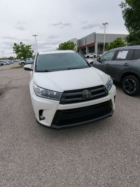 2018 Toyota Highlander SE
