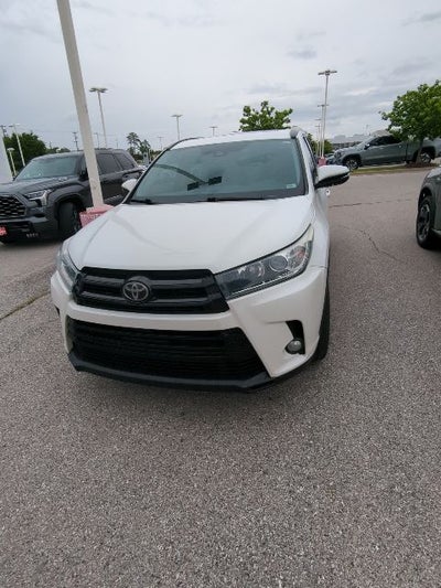 2018 Toyota Highlander SE