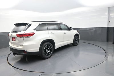 2018 Toyota Highlander SE