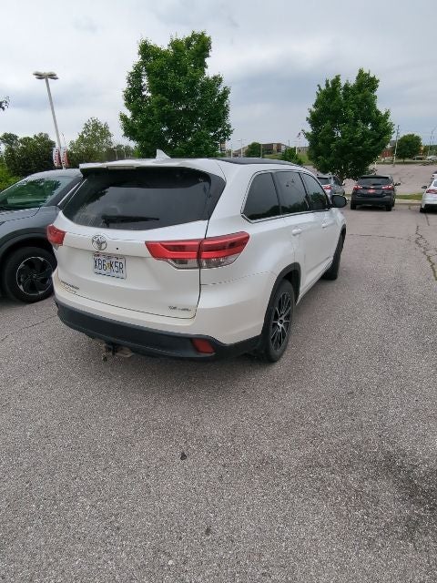 2018 Toyota Highlander SE