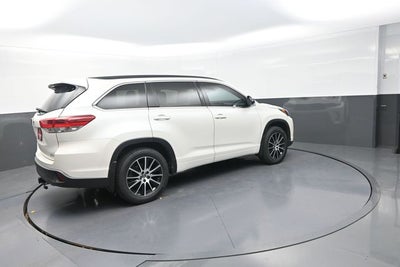 2018 Toyota Highlander SE