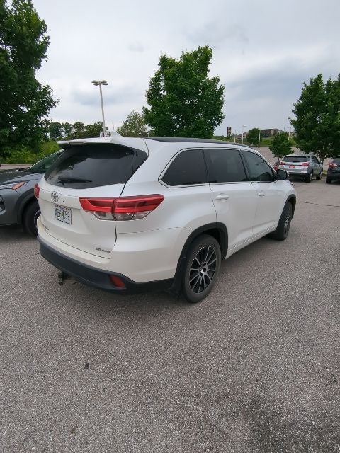 2018 Toyota Highlander SE