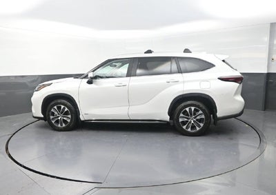 2026 Toyota Highlander Hybrid XLE