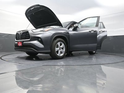 2023 Toyota Highlander LE