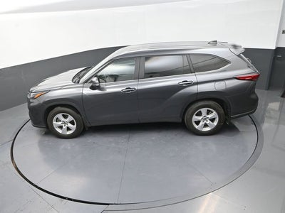 2023 Toyota Highlander LE