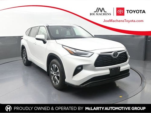 2025 Toyota Highlander XLE