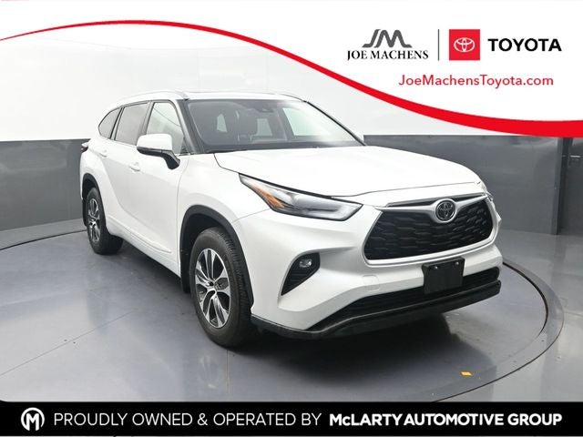 2025 Toyota Highlander XLE