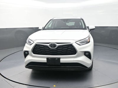 2025 Toyota Highlander XLE
