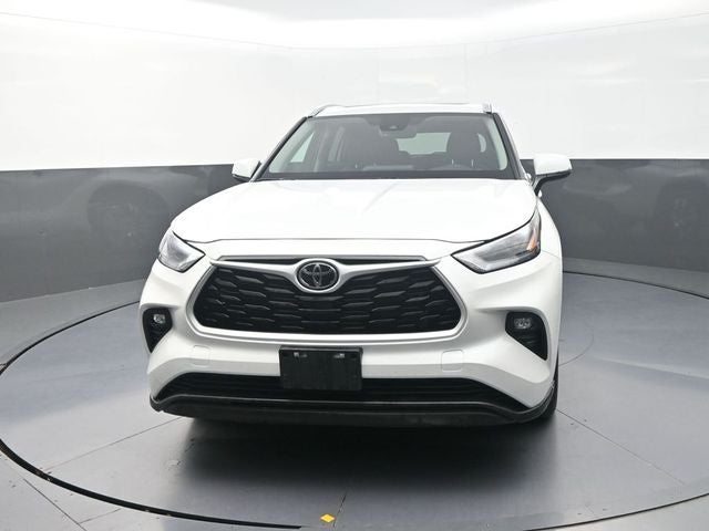 2025 Toyota Highlander XLE