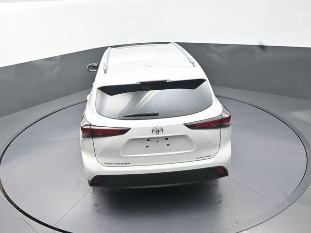 2025 Toyota Highlander XLE