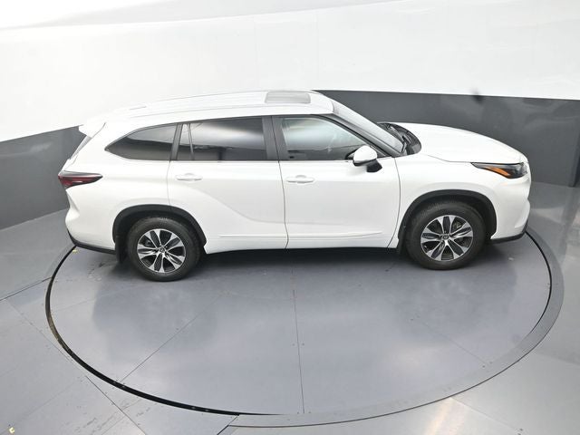 2025 Toyota Highlander XLE