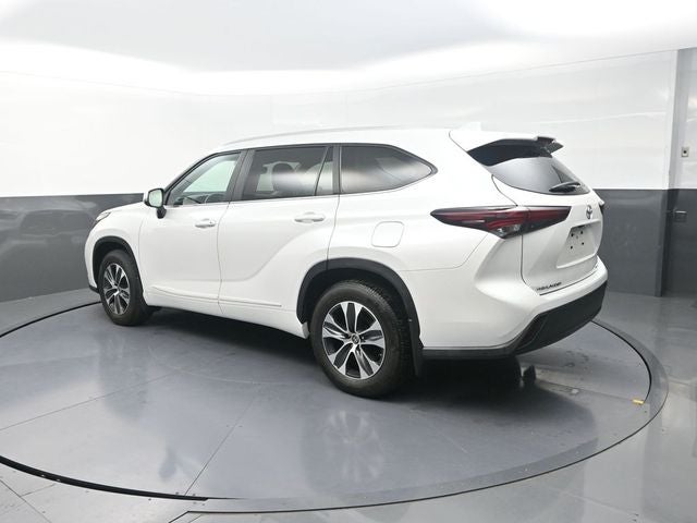 2025 Toyota Highlander XLE