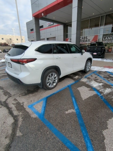2024 Toyota Highlander Limited