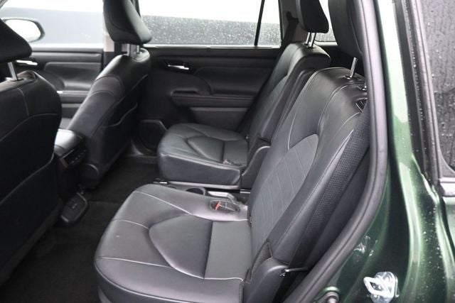 2025 Toyota Highlander XLE